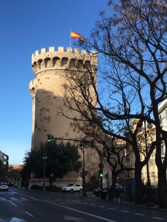 Central Apartment Valencia Luaran gambar